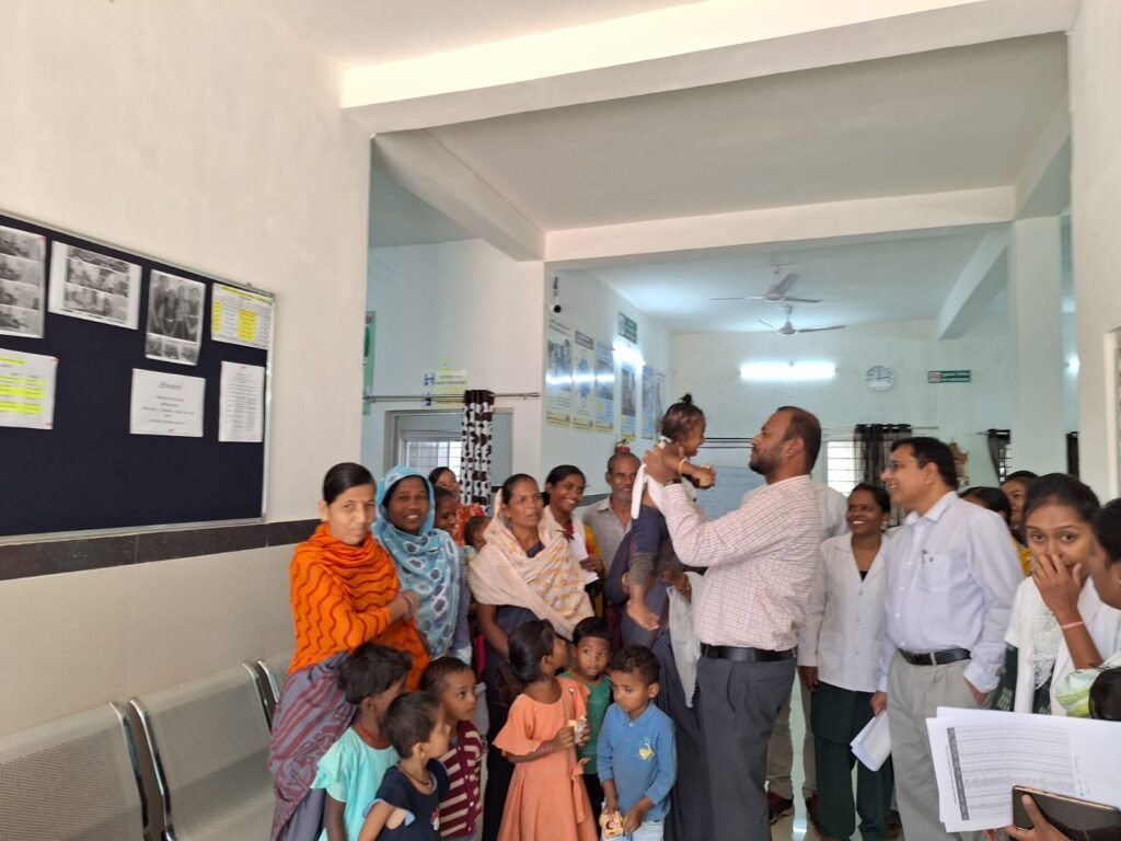 मिनी महारानी अस्पताल के रूप में तीनों शहरी प्राथमिक स्वास्थ्य केन्द्रों को करें विकसित-कलेक्टर विजय दयाराम के. 2 1109 a 1024x768 1