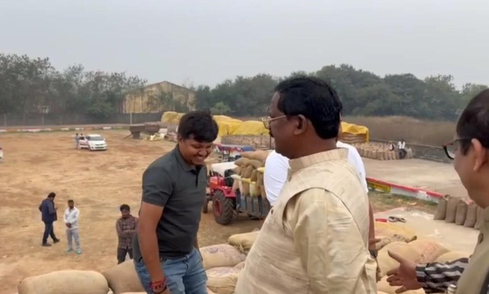 image editor output image 1771905917 1701225020646