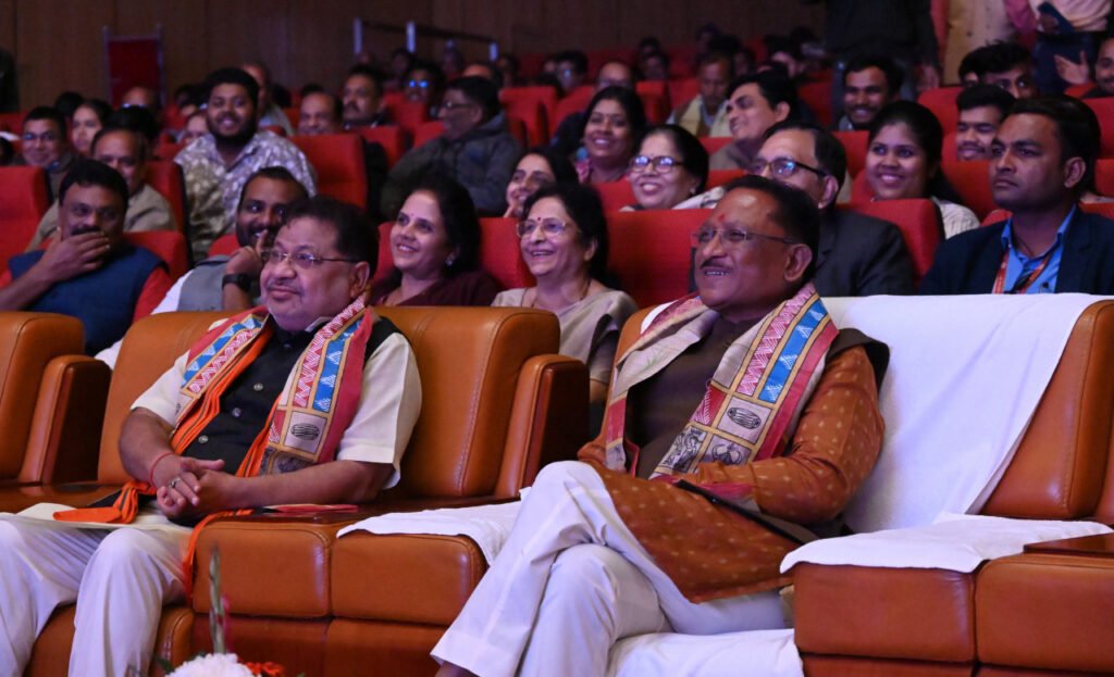 अटल जी के कार्यों की सराहना करते नहीं थकते थे विरोधी पक्ष: मुख्यमंत्री विष्णु देव साय<br> 2 1703524335 cdd676ed9097494bb044
