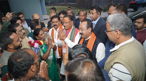 मंत्रालय पहुंचने पर अधिकारियों – कर्मचारियों ने किया नये सीएम का स्वागत 1 33