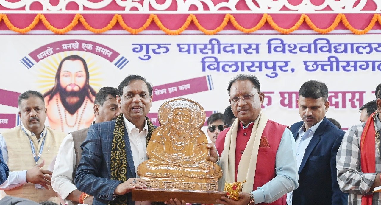 बाबा गुरू घासीदास जी ने विश्व को समरसता का संदेश दिया- मुख्यमंत्री विष्णु देव साय 1 IMG 20231218 WA0012