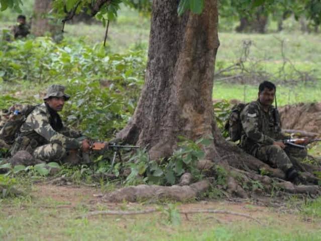सुकमा में मुठभेड़: पुलिस की गोलीबारी में 6 नक्सलियों के घायल होने की खबर; सर्च ऑपरेशन जारी 1 images 2023 12 20T123739.261
