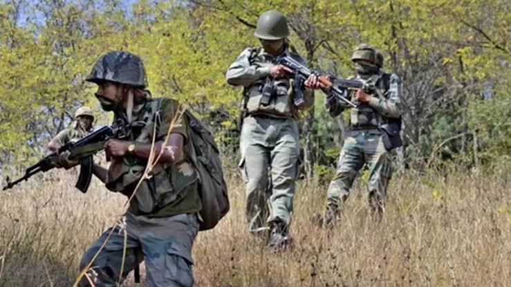 बीजापुर में देर रात हुई मुठभेड़, DRG और CRPF जवानों ने नक्सलियों को दिया मुंहतोड़ जवाब 1 images 2023 12 26T152142.077