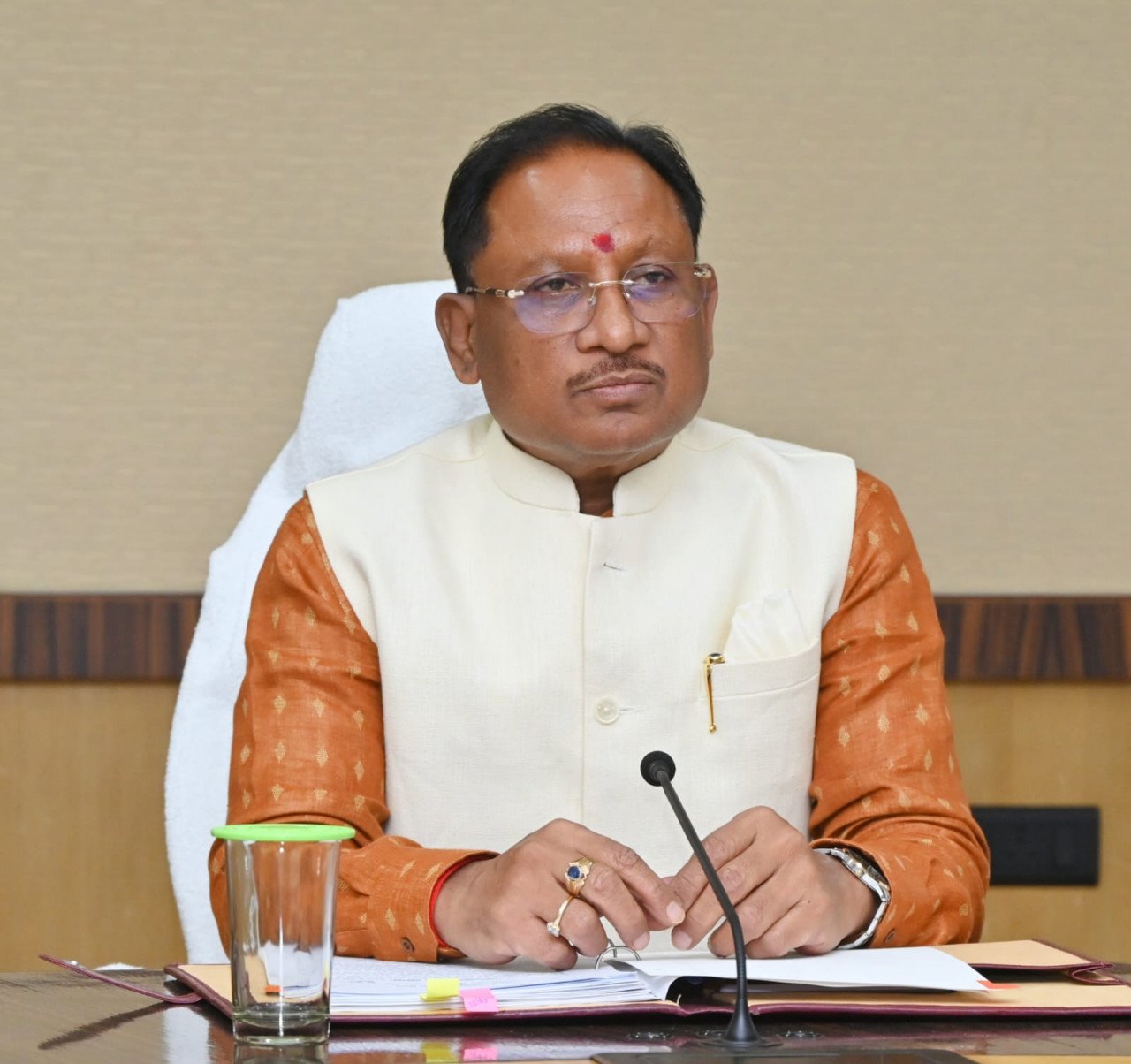 CG कैबिनेट बैठक: विष्णु देव मंत्रिपरिषद की बैठक आज , इन मुद्दों पर हो सकती है चर्चा<br> 1 1704386020 9de675b805ad5ec3cfd4 3