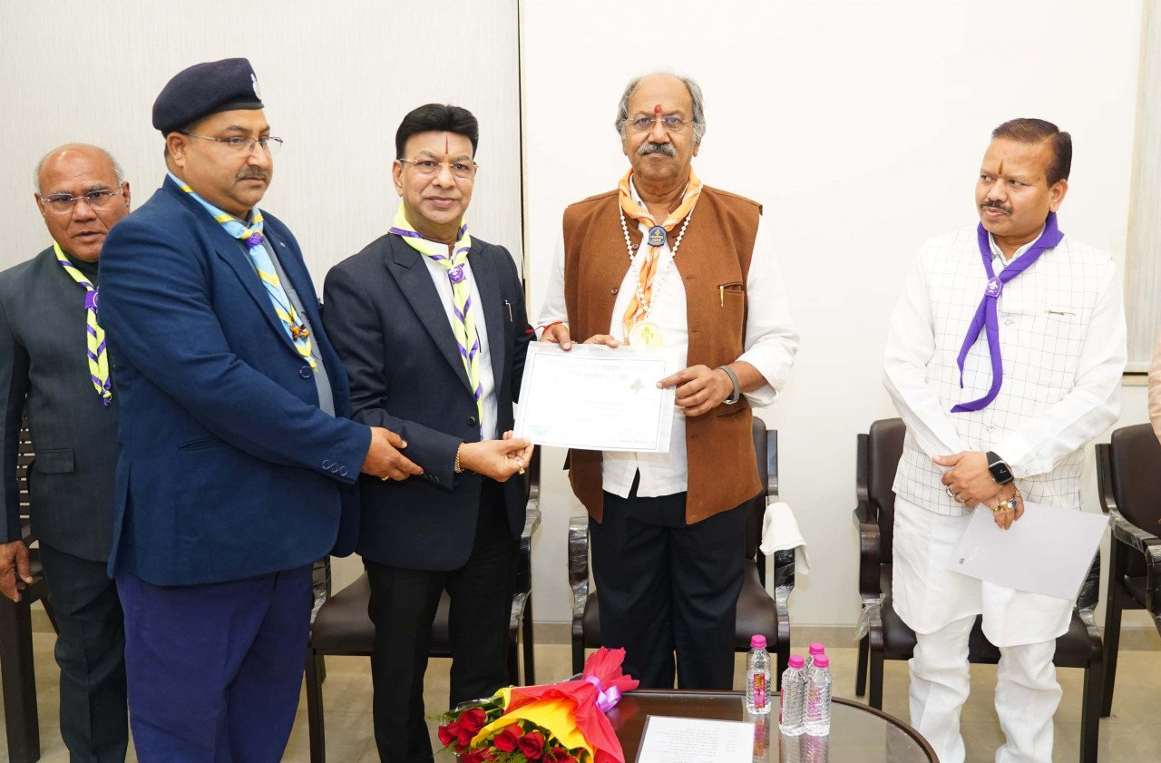 भारत स्काउट एंड गाइड छत्तीसगढ़ इकाई के अध्यक्ष बने शिक्षा मंत्री बृजमोहन अग्रवाल<br> 1 1704386746 5980a7f15b2a7edcd3f2