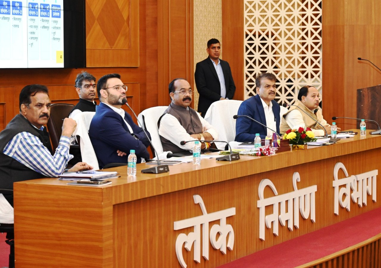 पीडब्ल्यूडी के कार्यों के लिए अब नहीं मिलेगा अतिरिक्त समय, कार्य पूर्णता में देरी पर अधिकारियों पर होगी कार्रवाई – अरुण साव 1 1705409445 4507a34a47e02d9c4241