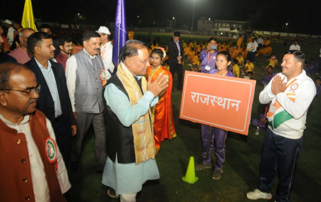 खेल के माध्यम से खुशी, संस्कृति और दोस्ती का संगम: छत्तीसगढ़ के मुख्यमंत्री विष्णु देव साय<br> <br> 2 1705774663 ddb943e7497febb03924