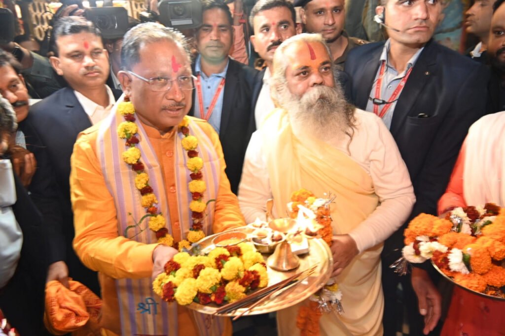 श्री राम लाल प्राण प्रतिष्ठा: रायपुर के दूधाधारी मठ में होगा राम मंदिर प्राण प्रतिष्ठा, सीएम विष्णु देव साय दूधाधारी मठ पहुँचे 2 1705901285 9010fd1ba69dde2796fc