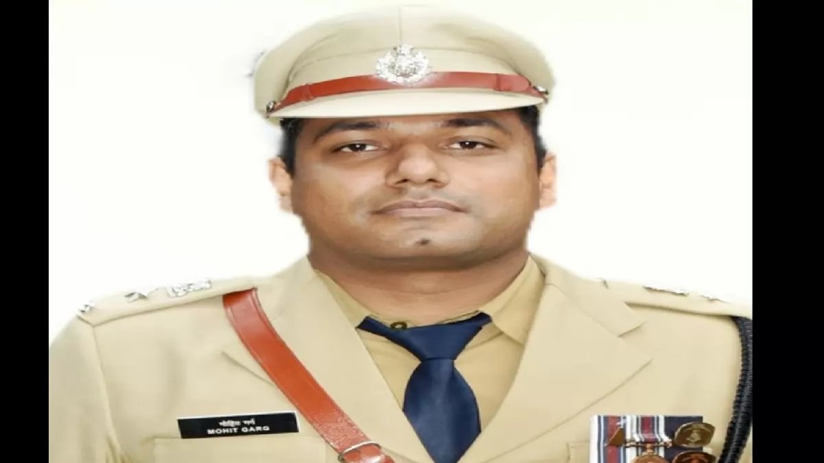 राजनांदगांव एसपी मोहित गर्ग तीसरी बार होंगे राष्ट्रपति पुलिस वीरता पुरस्कार से सम्मानित 1 IMAGE 1706022473