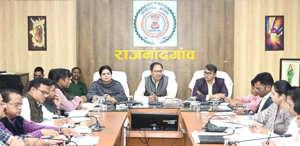 कलेक्टर ने गणतंत्र दिवस मुख्य समारोह के सफल आयोजन के लिए अधिकारियों की ली बैठक 1 IMG 20240111 WA0023 1024x500 1