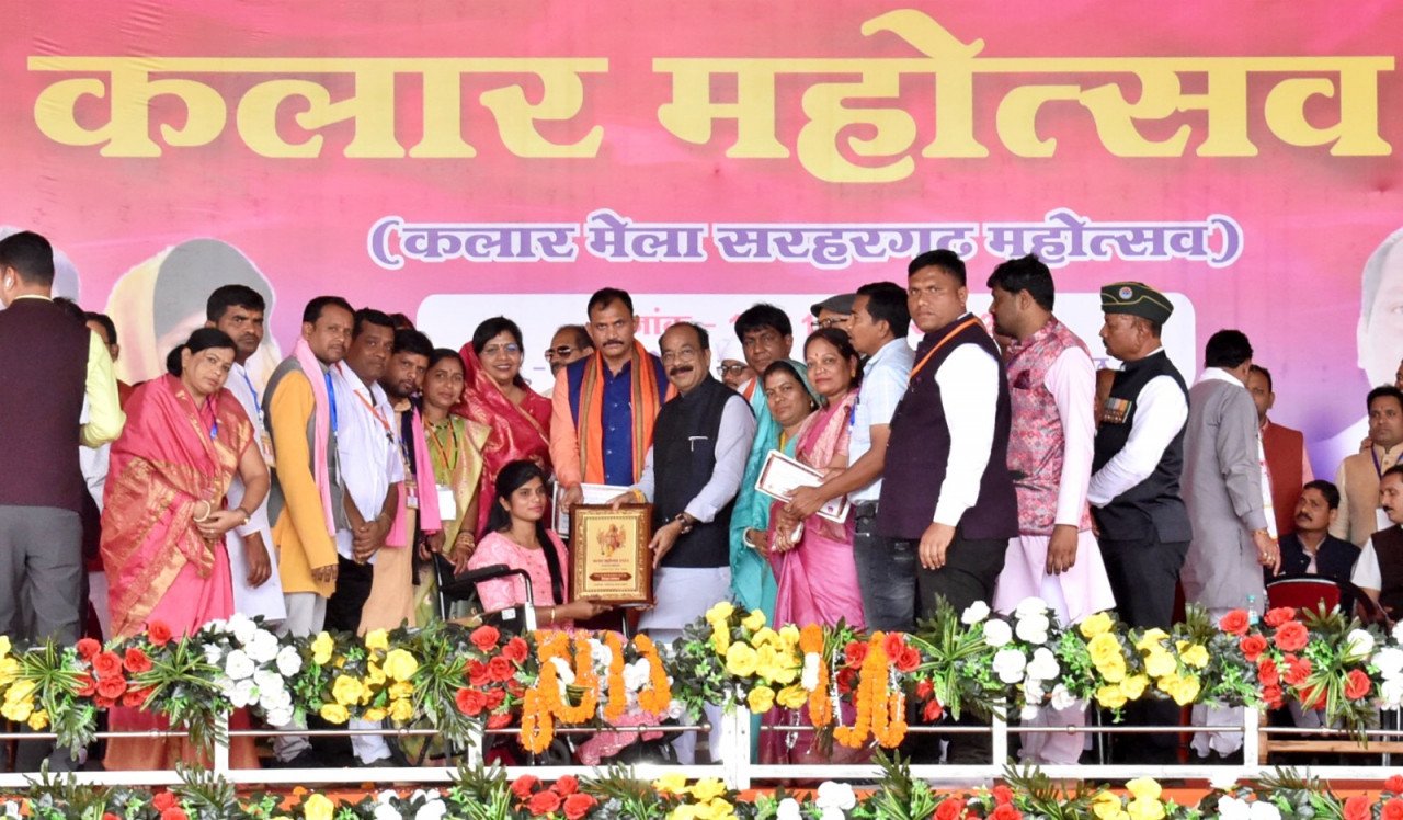 उप मुख्यमंत्री कलार महोत्सव में हुए शामिल, सामाजिक भवन के विस्तार के लिए 25 लाख रुपए देने की घोषणा की 1 1707922482 91bced26ce0390bb501d