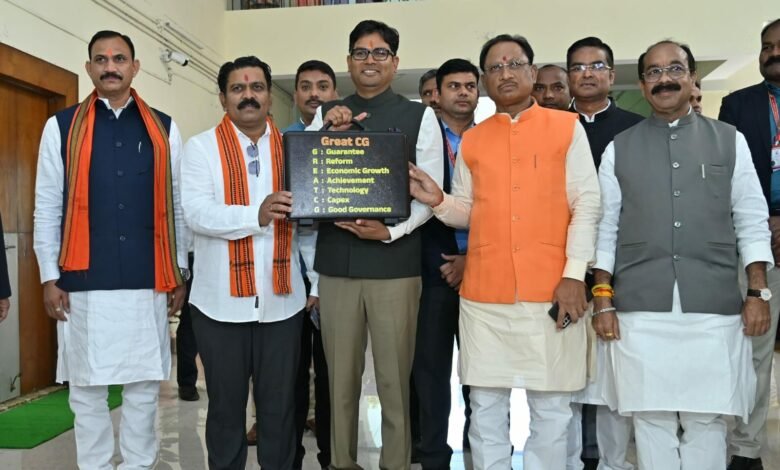 GF4KxUeXUAADnV5 7 780x470 1