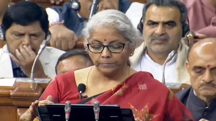 Budget 2024: PMAY के अगले चरण में तीन करोड़ घरों से रूफटॉप सौर ऊर्जा मिशन तक, सीतारमण ने बताईं विकास योजनाएं 1 images 2024 02 01T113245.552