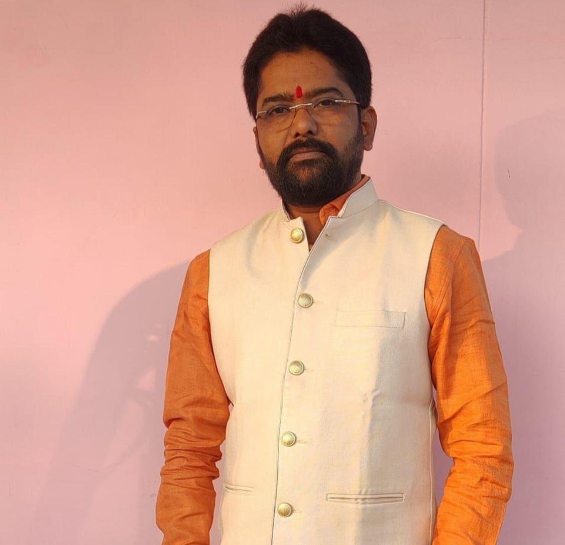 CG में नक्सलियों ने बीजेपी नेता को उतारा मौत के घाट; धारदार हथियार से किया हमला इलाज के दौरान हुई मौत 1 IMG 20240301 WA0041