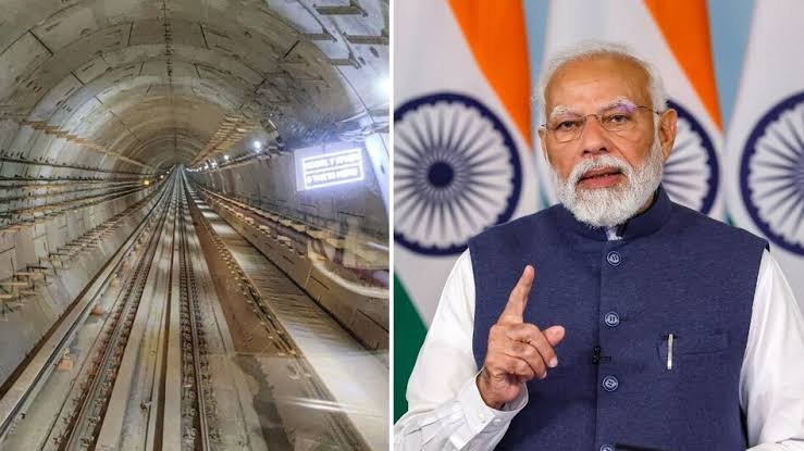 पीएम मोदी ने भारत की पहली अंडरवॉटर मेट्रो की लॉन्च, मात्र 45 सेकंड में 520 मीटर की दूरी करेगी तय,जानें खास बातें 1 images 2024 03 06T141401.072