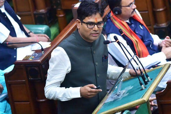 'अमृतकाल : छत्तीसगढ विजन @2047' विजन डॉक्यूमेंट हेतु नागरिकों से पोर्टल के माध्यम से ऑनलाईन सुझाव आमंत्रित<br> 1 images 2024 03 16T142152.675