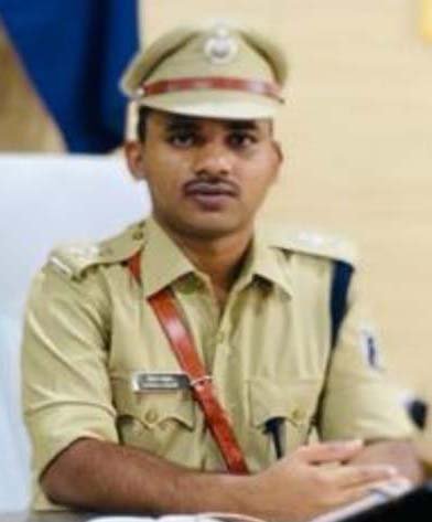 नक्सलियों की सूचना देने वालें को मिलेगा 5 लाख का ईनाम साथ में शासकीय नौकरी – किरण चव्हाण 1 10 11