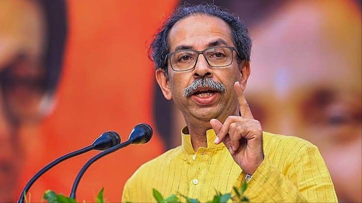 उद्धव ठाकरे का PM मोदी-शाह पर निशाना, बोले- ‘पहले मेरी पार्टी, फिर चुनाव चिन्ह चुरा लिया, अब मेरे पिता को…’ 1 images 2024 04 13T092757.454
