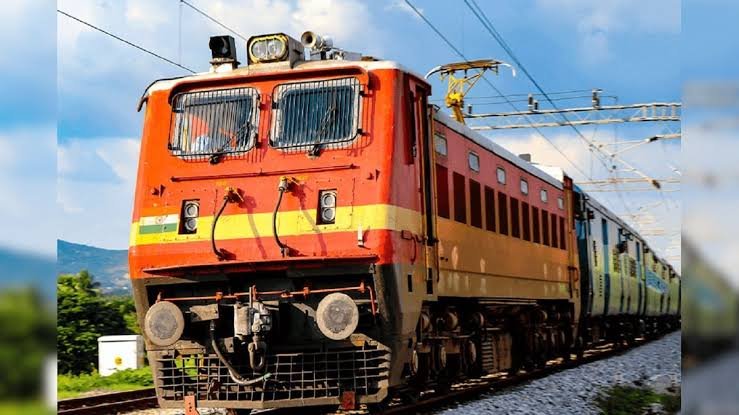 CG Special Train : छत्तीसगढ़, मध्यप्रदेश व महाराष्ट्र के निवासियों को रेलवे ने दी 58 स्पेशल ट्रेनों की सुविधा, 48 और स्पेशल ट्रेन शुरू करने की तैयारी 1 images 32