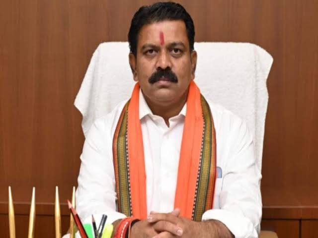 छत्तीसगढ़ से जल्द ही दूर होगी नक्सलवाद की काली छाया - उप मुख्यमंत्री श्री विजय शर्मा 1 images 2024 05 25T202929.481