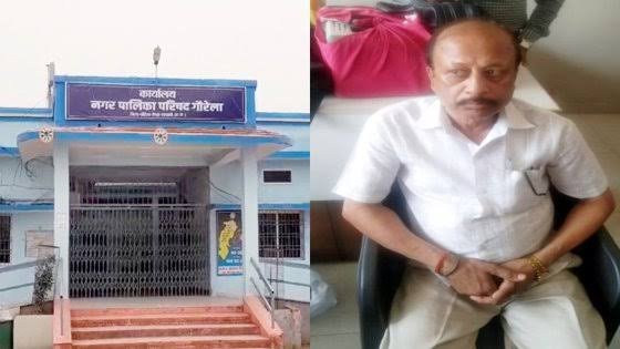 CG में सहायक राजस्व निरीक्षक 8 हजार की रिश्वत लेते गिरफ्तार : भवन अनुज्ञा जारी करने के एवज में की रिश्वत की मांग, ACB की टीम ने रंगेहाथ पकड़ा 1 images 2024 05 29T080102.618