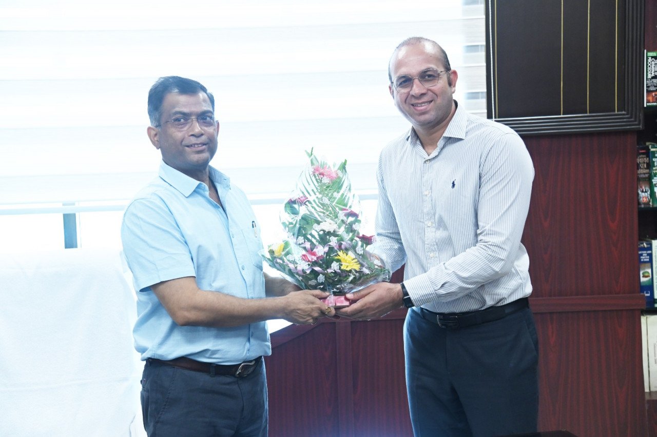 छत्तीसगढ़ राज्य निर्वाचन आयुक्त के तौर पर अजय सिंह ने संभाला कार्यभार 1 1719308253 7bb0d11b790fbfd38d90