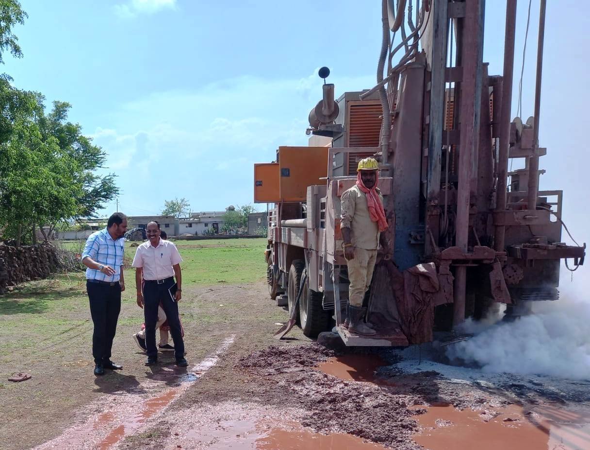 उप मुख्यमंत्री अरुण साव ने जल जीवन मिशन के कार्यों में तेजी लाने वरिष्ठ अधिकारियों को लगातार निरीक्षण के दिए हैं निर्देश 1 IMG 20240624 WA0035
