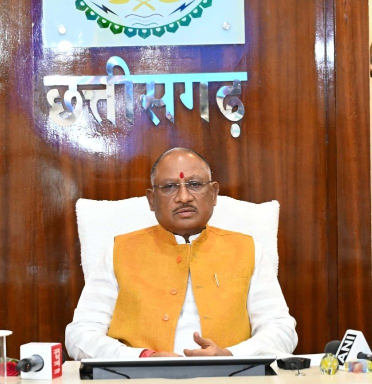 CM विष्णुदेव साय की अपील: स्कूल में बच्चे और शिक्षक ’एक पेड़ अपनी मां के नाम’ लगाएंगे 1 image editor output image 322955754 1719886806166