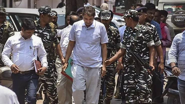 EOW files 9,000-page charge sheet in Chhattisgarh Liquor Scam, accuses AP Tripathi and Anwar Dhebar 1 images 2 15