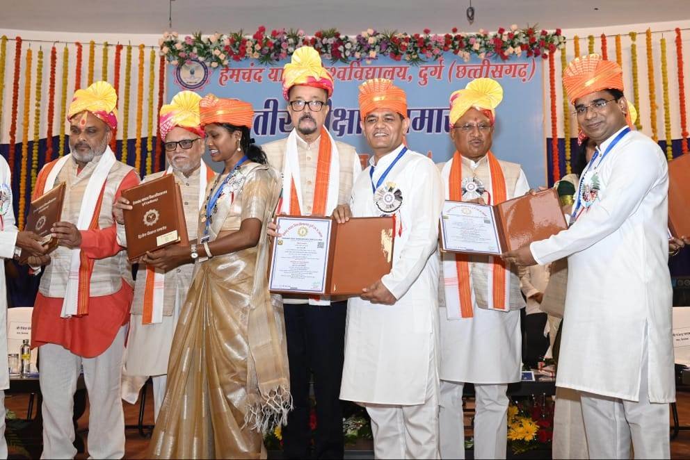 1723043673 def2309a80ad5147f68f