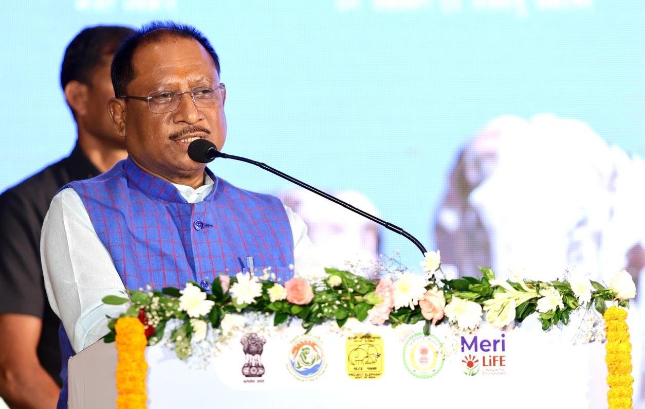 CM विष्णु देव साय आज जशपुर एवं राजधानी रायपुर में विभिन्न कार्यक्रमों में होंगे शामिल : बायोमेट्रिक उपस्थिति हेतु ऑनलाईन पोर्टल का करेंगे शुभारंभ, संध्याकालीन भारत माता की आरती में होंगे शामिल, जानिए आज का पूरा कार्यक्रम 1 IMG 20240813 WA0001