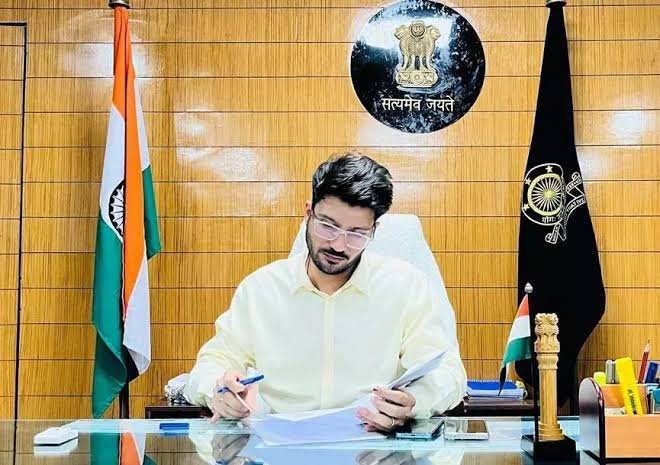खबर का असर : बलौदाबाजार जिले में गायों की मौत मामले मे कलेक्टर ने दिए FIR दर्ज करने के निर्देश, दोषियों पर होगी कड़ी कार्यवाही… 1 images 7 6