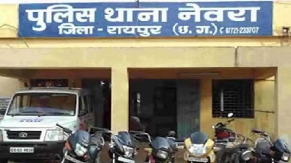 **दीपावली के बीच बढ़ते अपराधों से नाराज SSP ने तिल्दा थाना प्रभारी अविनाश सिंह को हटाया, सत्येंद्र श्याम बने नए प्रभारी** 1 tilda ti