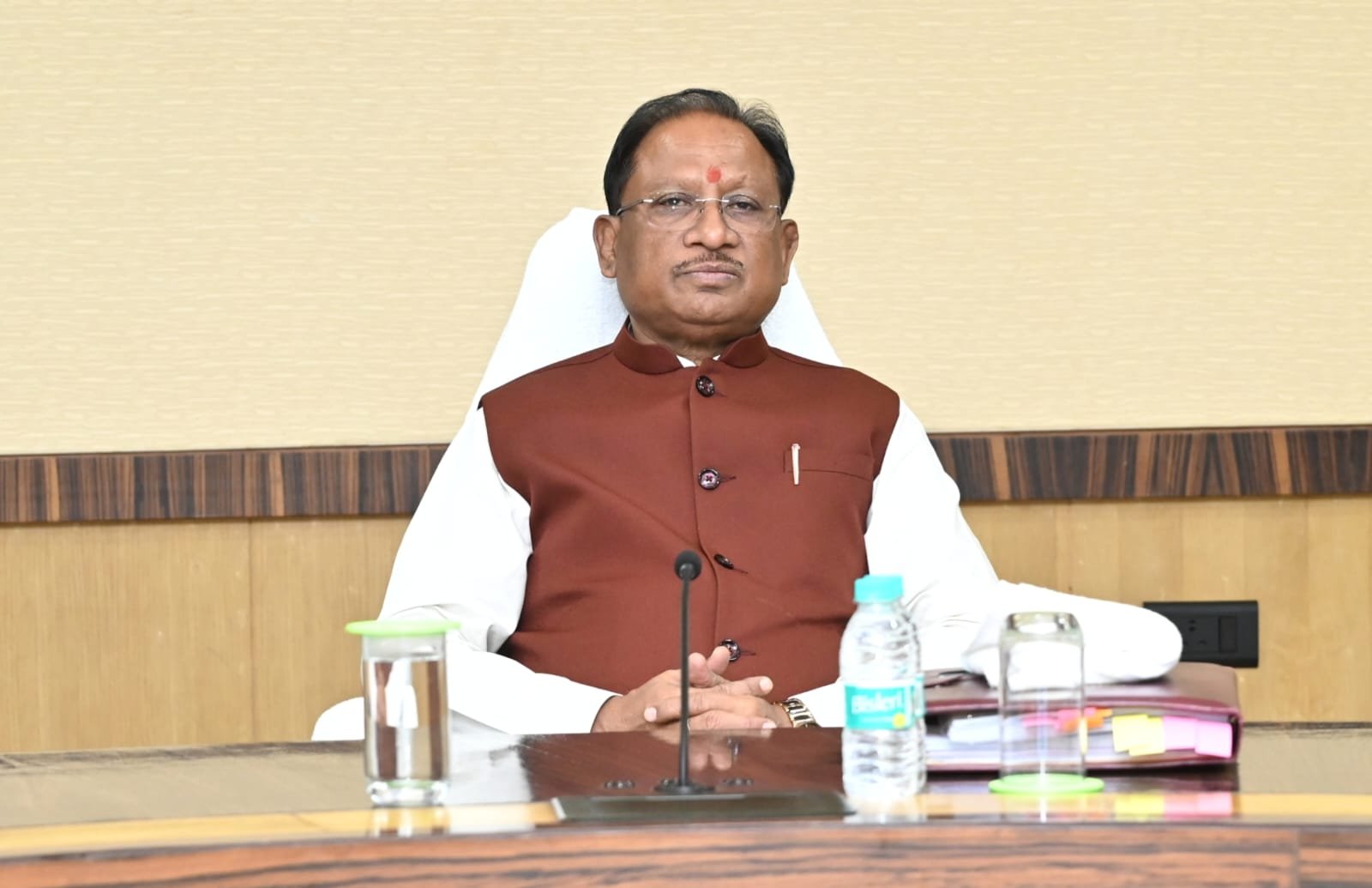 छत्तीसगढ़ कैबिनेट की बड़ी बैठक: किसानों को 3100 रु. समर्थन मूल्य, कलाकारों को 1 लाख की मदद, स्टील उद्योगों को राहत, और कई अहम फैसले लिए गए 1 IMG 20250119 WA0020