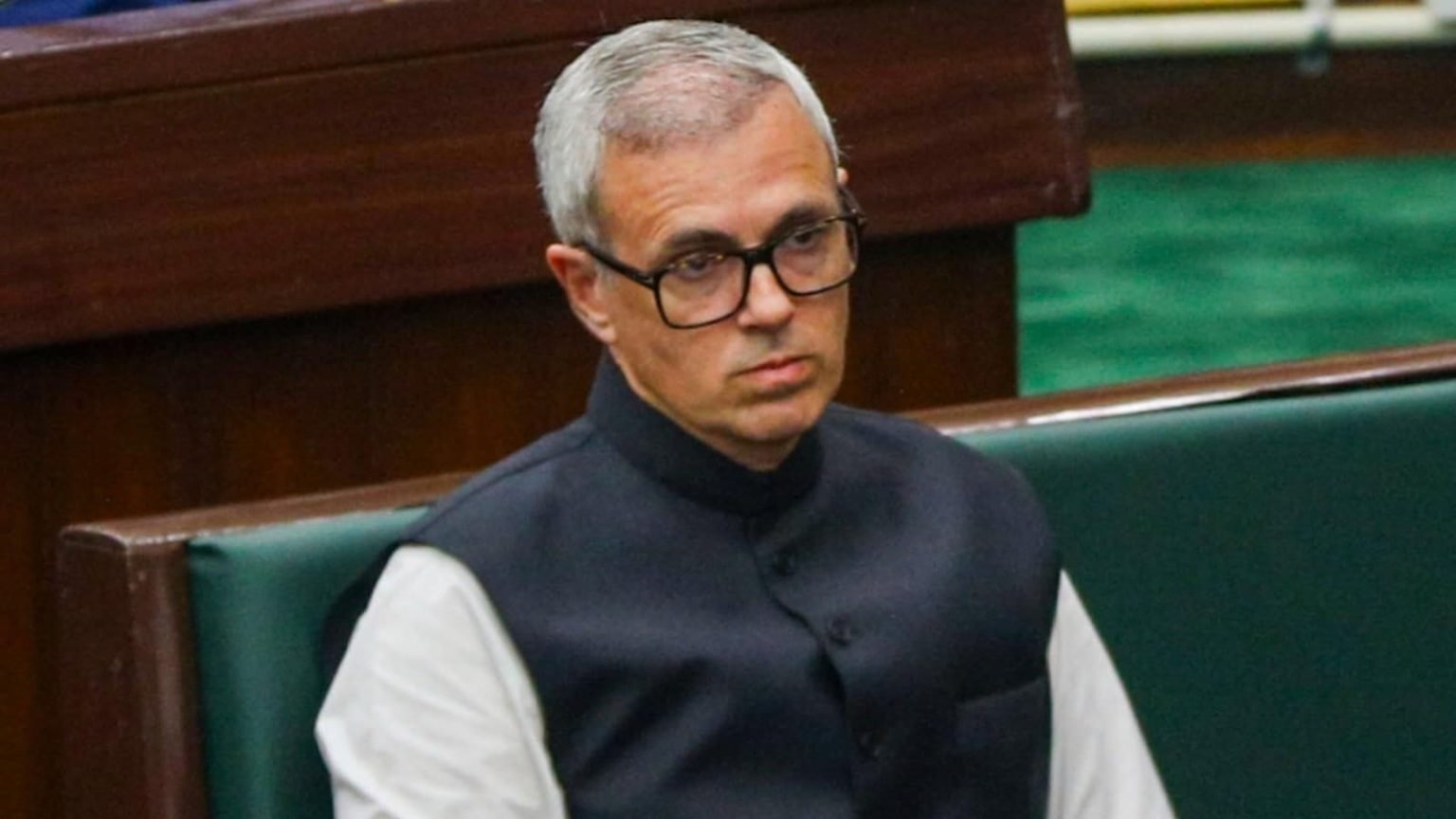 जम्मू-कश्मीर विधानसभा में पहलगाम आतंकी हमले की निंदा: मुख्यमंत्री उमर अब्दुल्ला ने कहा- "हमारे पास मृतकों के परिवारों से माफी मांगने के लिए शब्द नहीं हैं", आतंकवाद को हराने के लिए जनता के समर्थन की जरूरत 1 13 19 1536x864 1