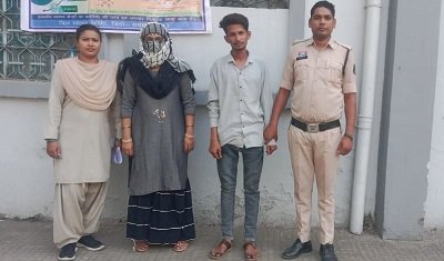छत्तीसगढ़ में पाकिस्तानियों की साजिश बेनकाब: फर्जी वोटर आईडी और आधार कार्ड बनवाकर रह रहे थे रायगढ़ में, पुलिस ने दबोचा 1 20250427233607 pakistani