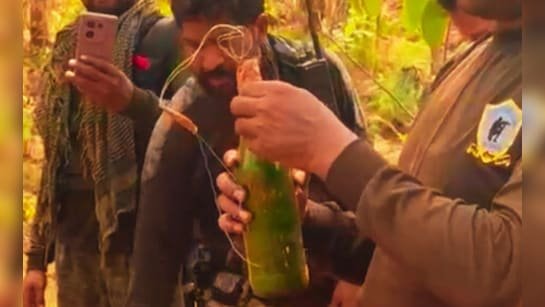 बीजापुर नक्सल ऑपरेशन: जवानों ने नक्सलियों के बीयर बम को किया डिफ्यूज, मुठभेड़ लगातार सातवें दिन जारी 1 5ibeimgs bear