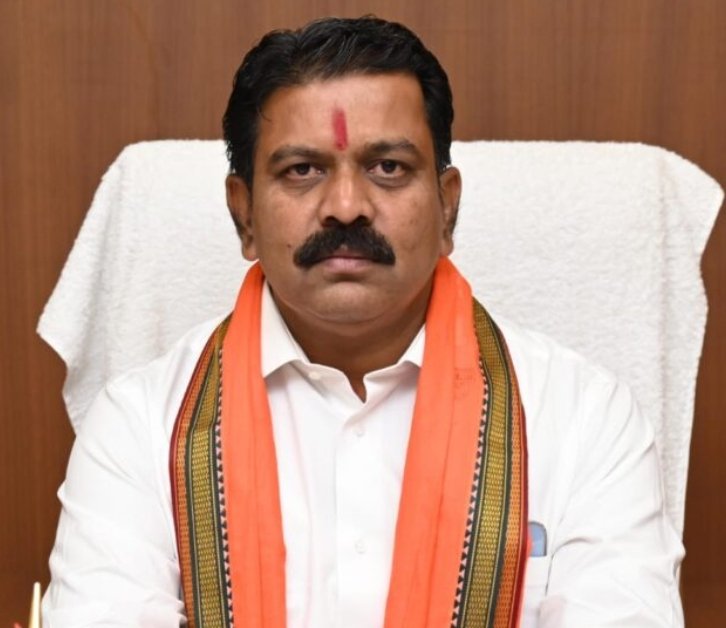 बीजापुर मुठभेड़ में तीन नक्सली ढेर: उपमुख्यमंत्री शर्मा ने सुरक्षाबलों के शौर्य को बताया ऐतिहासिक, बोले– मार्च 2026 तक बस्तर सहित देश को नक्सलवाद से पूरी तरह मुक्त करने का संकल्प 1 IMG 20240904 WA0028