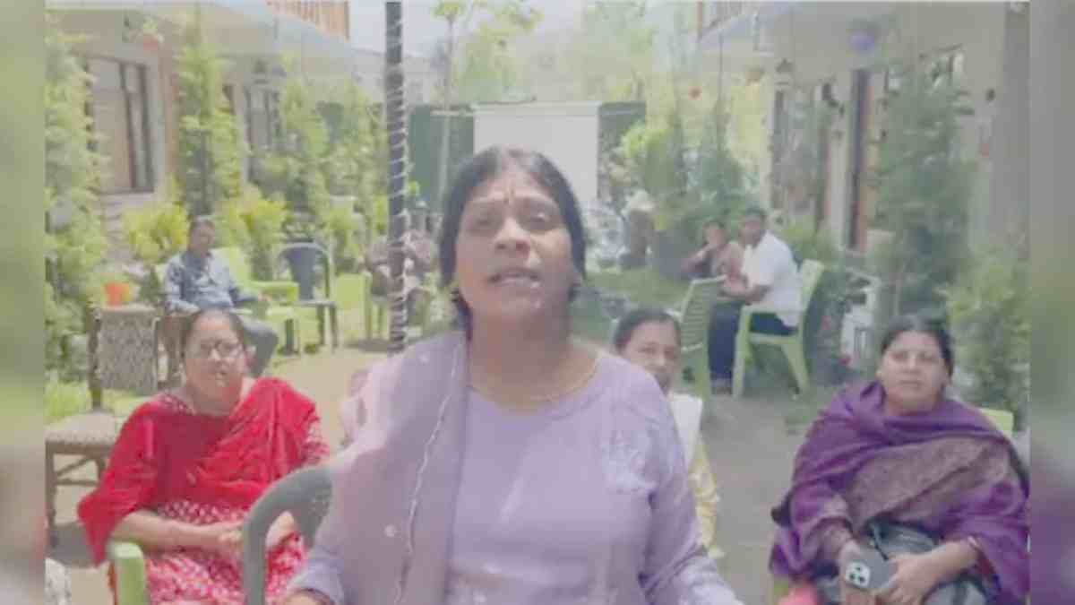 कश्मीर आतंकी हमला: रायपुर के व्यापारी की गोली मारकर हत्या, शादी की सालगिरह पर परिवार संग पहुंचे थे, 77 छत्तीसगढ़वासी फंसे, सीएम-गृहमंत्री कर रहे निगरानी 1 image 2025 04 23T144623.705