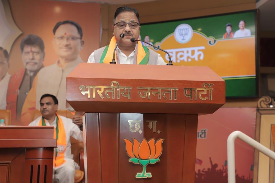 मोदी जी का विजन है 2047 में भारत को विकसित भारत बनाना और उसके लिए 20 करोड़ मुस्लिमों का विकास भी जरूरी- अग्रवाल 1 IMG 20250501 WA0057