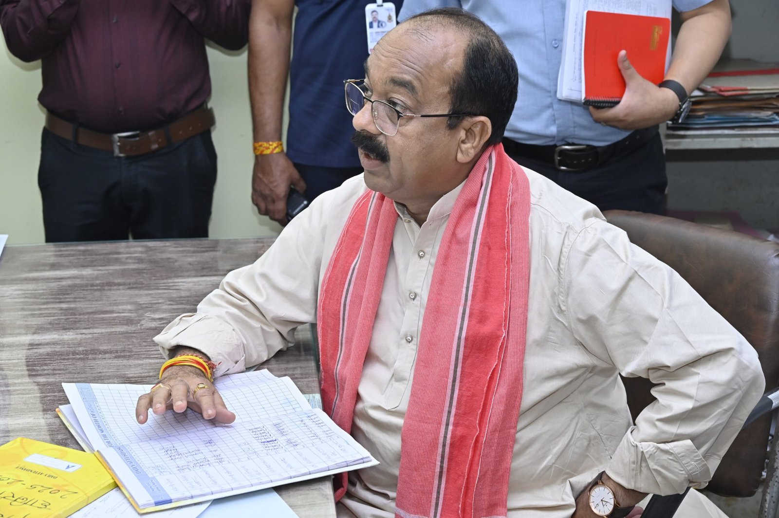 "सुशासन तिहार में घपले की पोल खुली : उपमुख्यमंत्री अरुण साव ने CMO को सस्पेंड कर दिया सीधा मैसेज – काम नहीं, तो कुर्सी नहीं" 1 IMG 20250509 WA0038 scaled