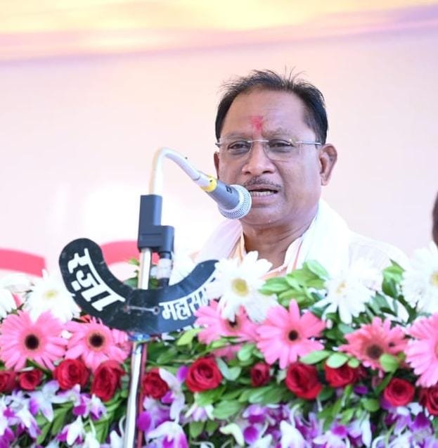 "रिपोर्ट कार्ड लेकर मैदान में उतरे सीएम विष्णु देव साय : गरियाबंद के मड़ेली से 267 करोड़ की घोषणाओं की बौछार, अधूरी पिपरछेड़ी परियोजना को मिली मंजूरी, सुशासन तिहार से जनता को मिला भरोसा!" 1 IMG 20250509 WA0061 1