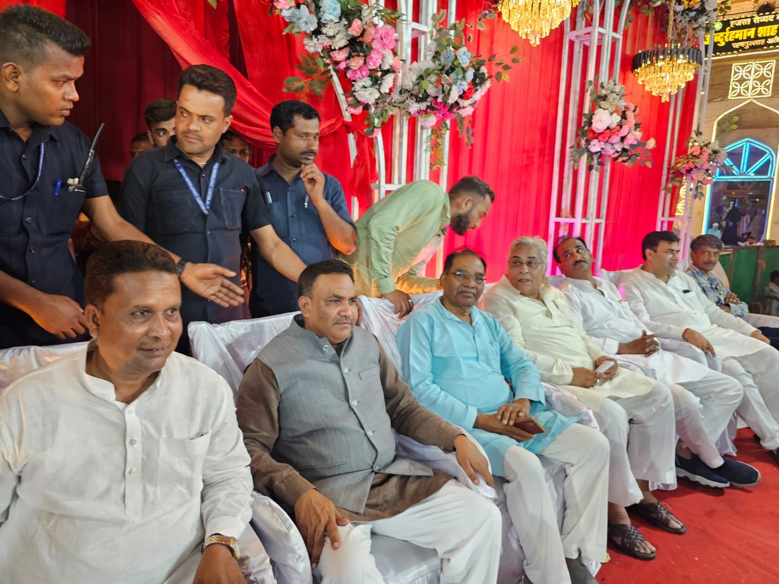 दुर्ग : ऑपरेशन सिंदूर की सफलता पर सजी "सिंदूरी एकता उत्सव", वक्फ बोर्ड अध्यक्ष डॉ सलीम राज हुए शामिल 1 IMG 20250517 WA0078 2