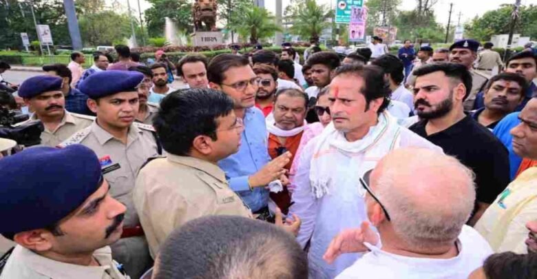 Congress Protest in Raipur After Woman Killed in Road Mishap; FIR Filed Against Protesters 1 image editor output image1396741930 1747479957688