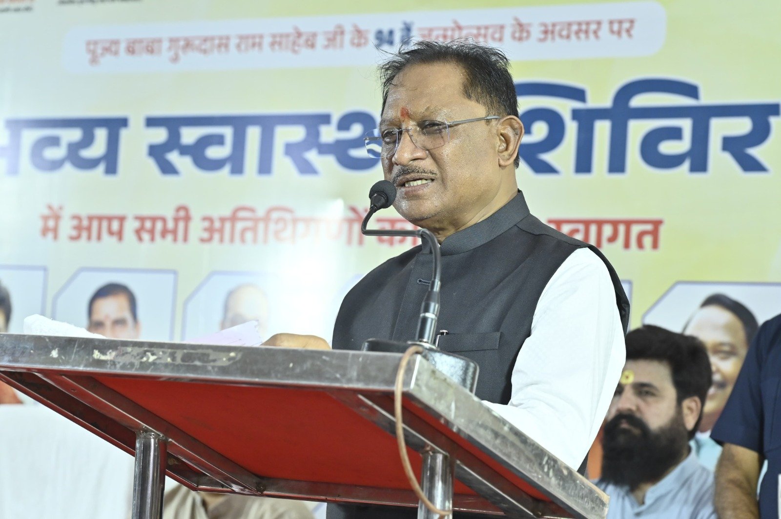 रायपुर में भव्य निःशुल्क स्वास्थ्य शिविर : मुख्यमंत्री विष्णु देव साय ने दी स्वास्थ्य मंत्र की सीख—संतुलित जीवनशैली से ही बचाव संभव, सिंधी समाज की सेवा भावना को बताया मिसाल 1 IMG 20250614 WA0034
