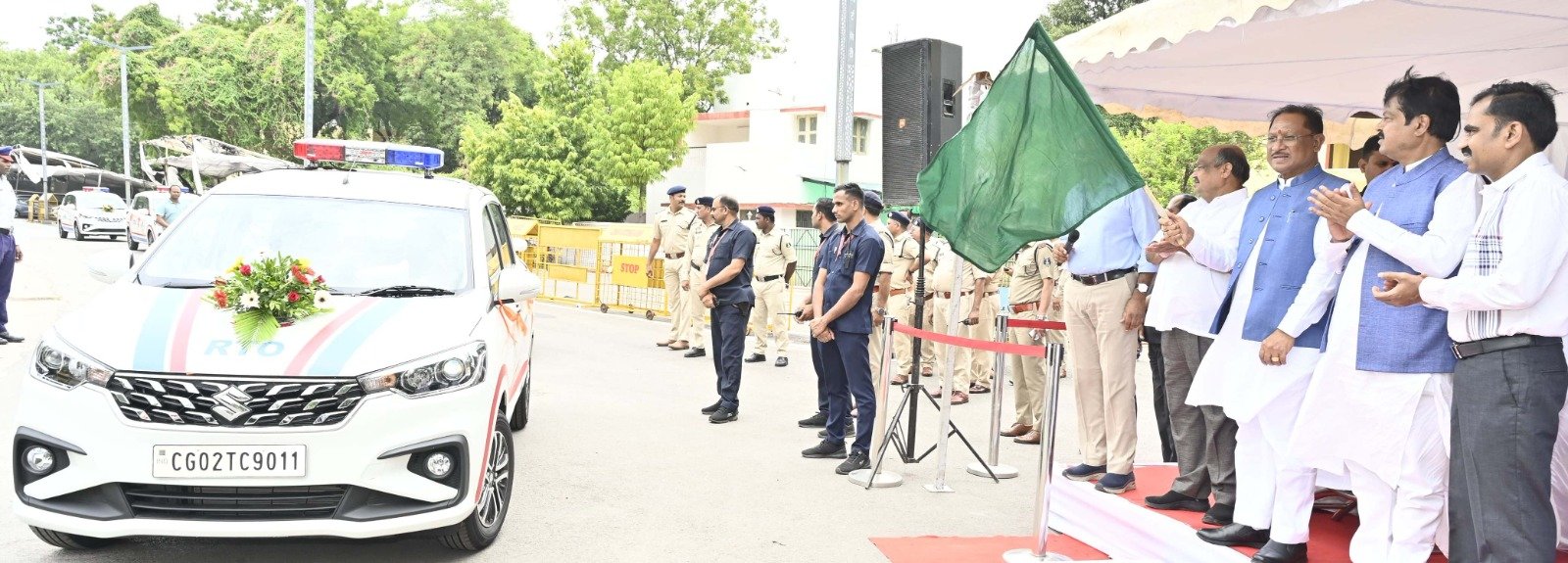 CM विष्णु देव साय का बड़ा एक्शन प्लान: सड़क हादसों पर लगेगा ब्रेक, 48 हाईटेक उड़नदस्ता वाहन उतारे मैदान में, ट्रैफिक तोड़ने वालों की अब खैर नहीं 1 IMG 20250617 WA0142