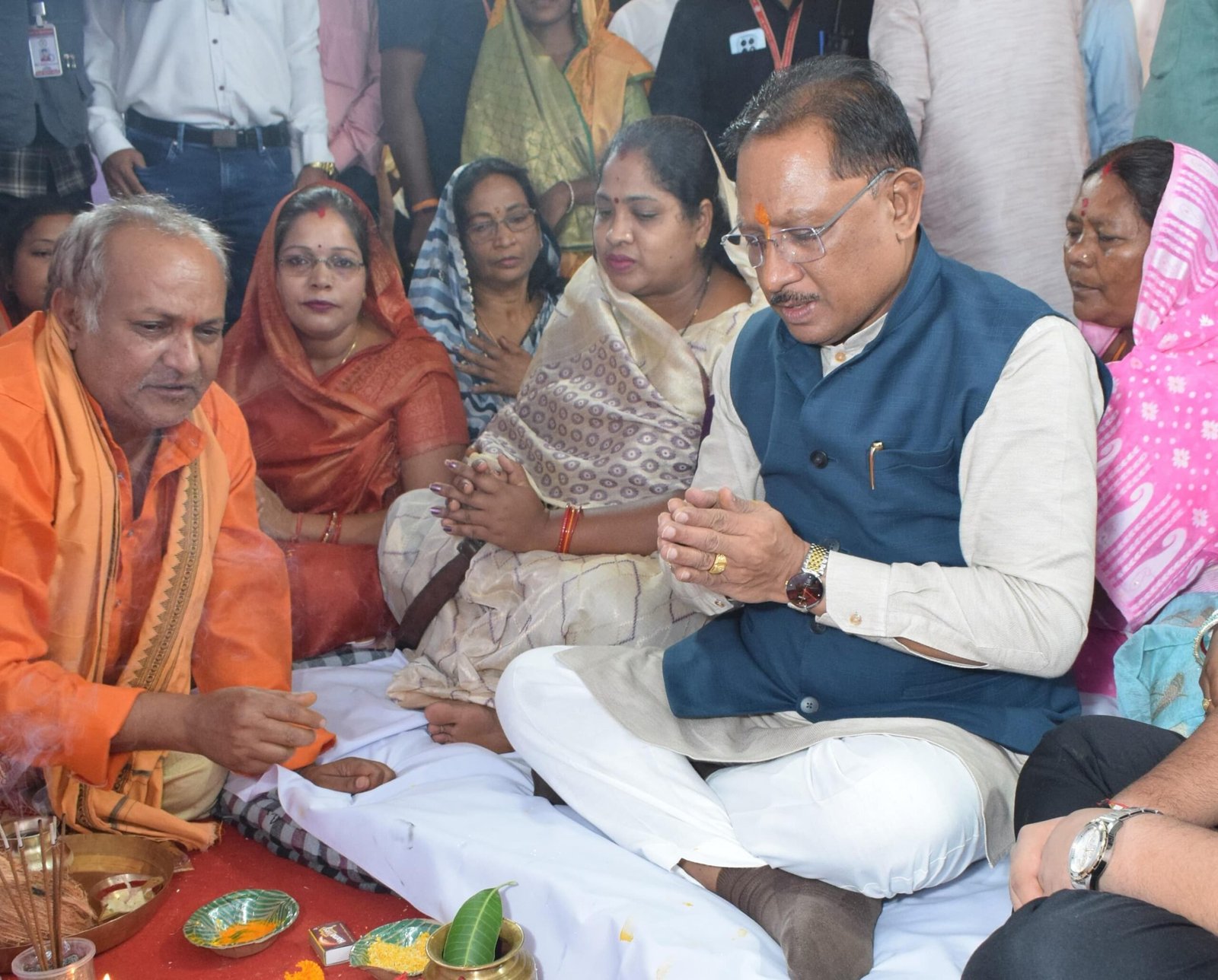 दुलदुला पहुंचे CM विष्णुदेव साय ने बरसाए विकास के उपहार: 3 करोड़ की योजनाएं शुरू, बस सेवा और सांस्कृतिक मंडप की सौगात, नगेराटुक्कू पर्यटन स्थल को मिलेगा नया रूप 1 IMG 20250621 WA0049 scaled