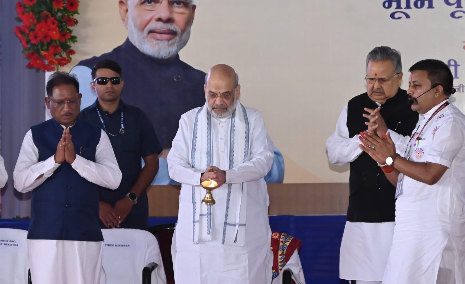 छत्तीसगढ़ को मिला फोरेंसिक और अपराध अनुसंधान का तोहफा: नवा रायपुर में 40 एकड़ में बनेगा अत्याधुनिक संस्थान, अमित शाह ने रखी एनएफएसयू और एनएफएसएल की नींव 1 IMG 20250622 WA0014 scaled