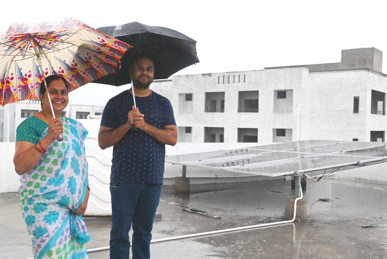 प्रधानमंत्री सूर्यघर मुफ्त बिजली योजना : सौर ऊर्जा से संवरते सपने 1 IMG 20250630 WA0001