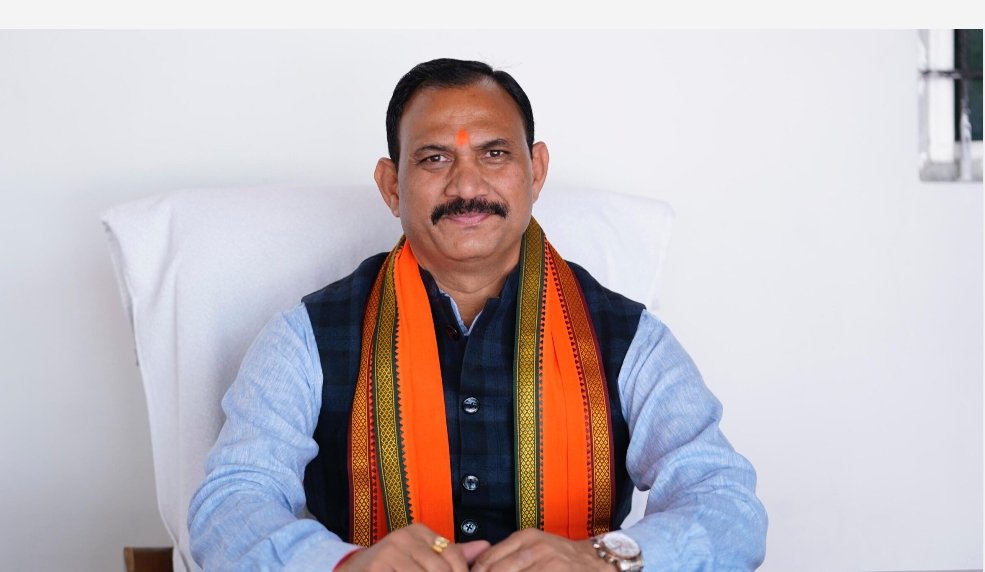 स्वास्थ्य मंत्री श्याम बिहारी जायसवाल का बड़ा फैसला: मेडिकल कॉलेजों में मीडिया गाइडलाइन पर तत्काल रोक, बोले–बिना चर्चा नहीं होगा कोई आदेश 1 image editor output image569872567 1750297796221